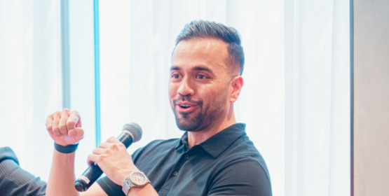 Muneeb Mushtaq: Leading an AI Revolution With the “Tesla of Scent Diffusers”